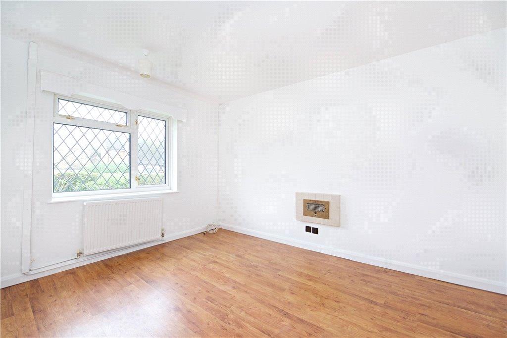 Bugbrooke Road, Gayton, Northampton... 2 bed bungalow £245,000