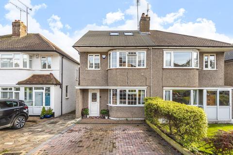 70 Constance Crescent, Bromley, BR2 7QQ