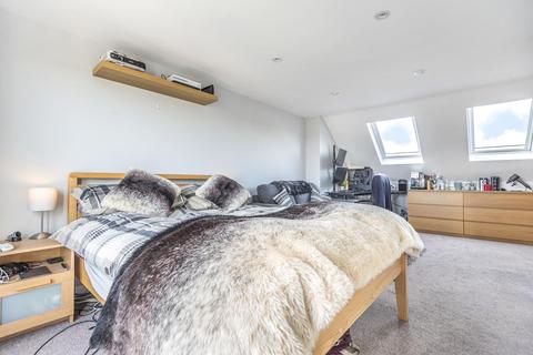 70 Constance Crescent, Bromley, BR2 7QQ