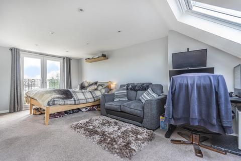 70 Constance Crescent, Bromley, BR2 7QQ