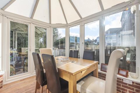 70 Constance Crescent, Bromley, BR2 7QQ