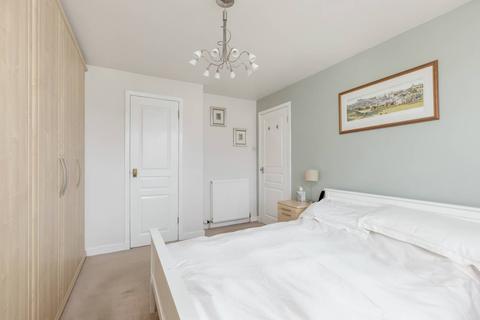 26 Silverknowes Green, Edinburgh, EH4 5PJ