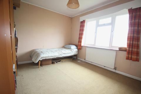 5 Waring Drive, Orpington, BR6 6DN