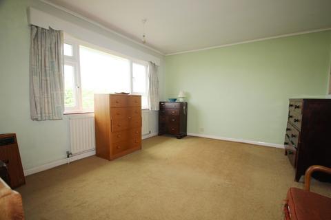 5 Waring Drive, Orpington, BR6 6DN