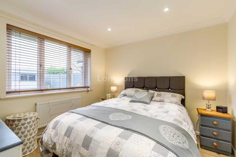 8 Bengeys Road, Necton, Swaffham, PE37 8LZ