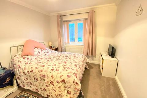 Flat 8, Orchard Court Butts Way, North Tawton, EX20 2RP