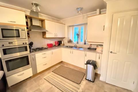 Flat 8, Orchard Court Butts Way, North Tawton, EX20 2RP