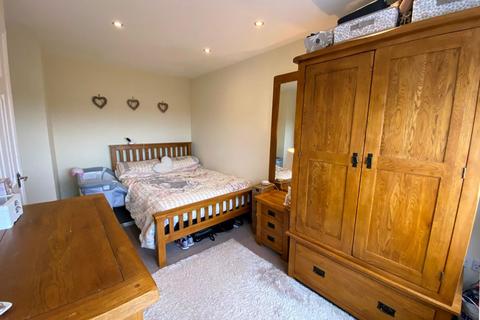 145 Acre Lane, Northampton, NN2 8DF