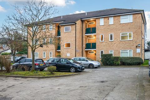 2 bedroom apartment for sale, Newnham Close, Thornton Heath, CR7