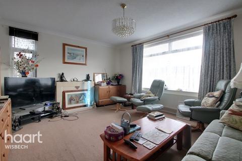 37 The Stitch, Friday Bridge, Wisbech, PE14 0HX