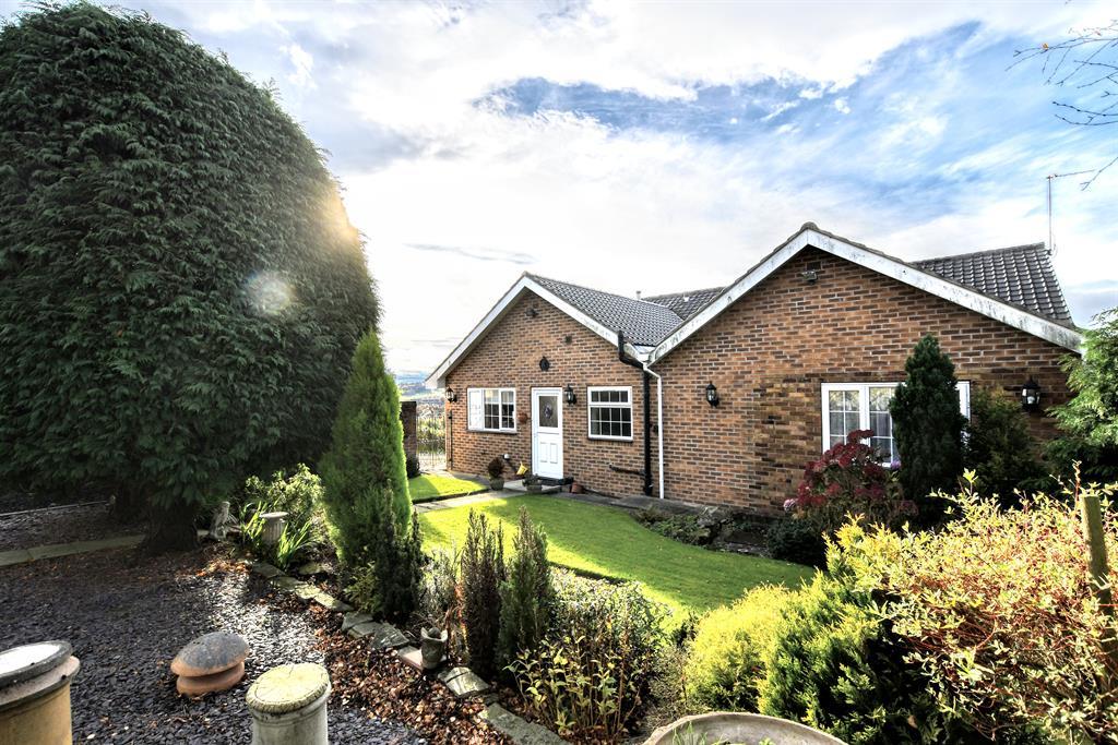 Hunters Avenue, Barnsley, S70 6PL 3 bed detached house £400,000