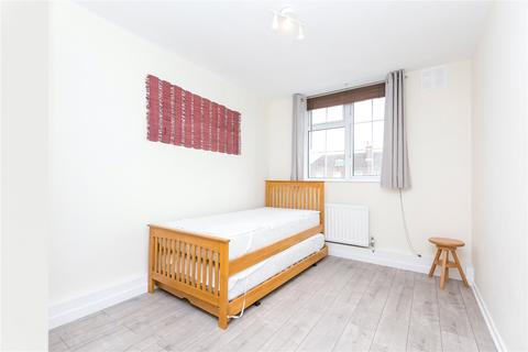 2 bedroom flat to rent - Evesham House, Abbey Road, London