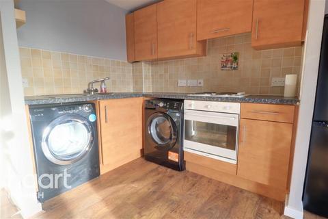 2 bedroom flat to rent, Bramford Road, Ipswich