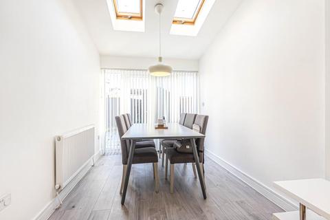 95 Bantry Road, Slough, SL1 5FD