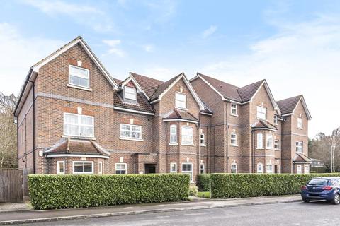 2 bedroom apartment to rent - St Francis Close,  Crowthorne,  RG45