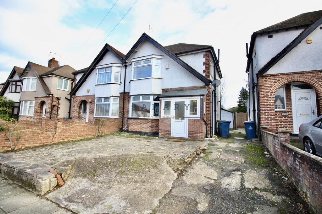 Walton Avenue, Harrow, Greater London, HA2 3 bed semidetached house