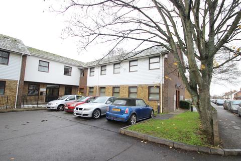 Flat 9, Churchill Court, 9 Gladstone Road, Orpington, BR6 7TF