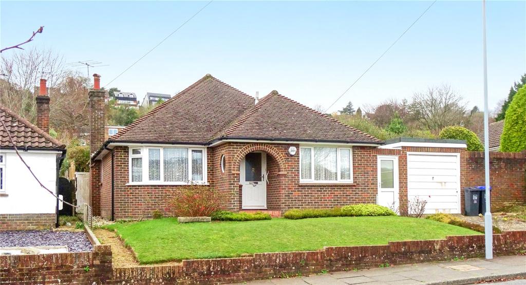 Hillview Road, Findon Valley, Worthing, West Sussex, BN14 3 bed