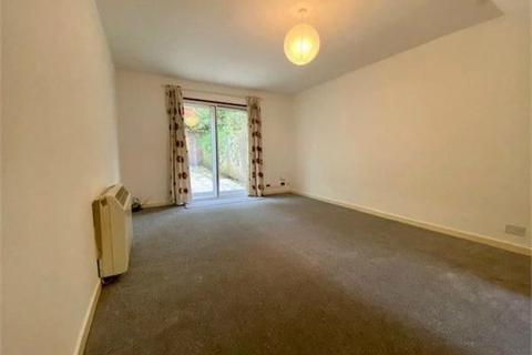 28 Weavers Close, Isleworth, TW7 6EH