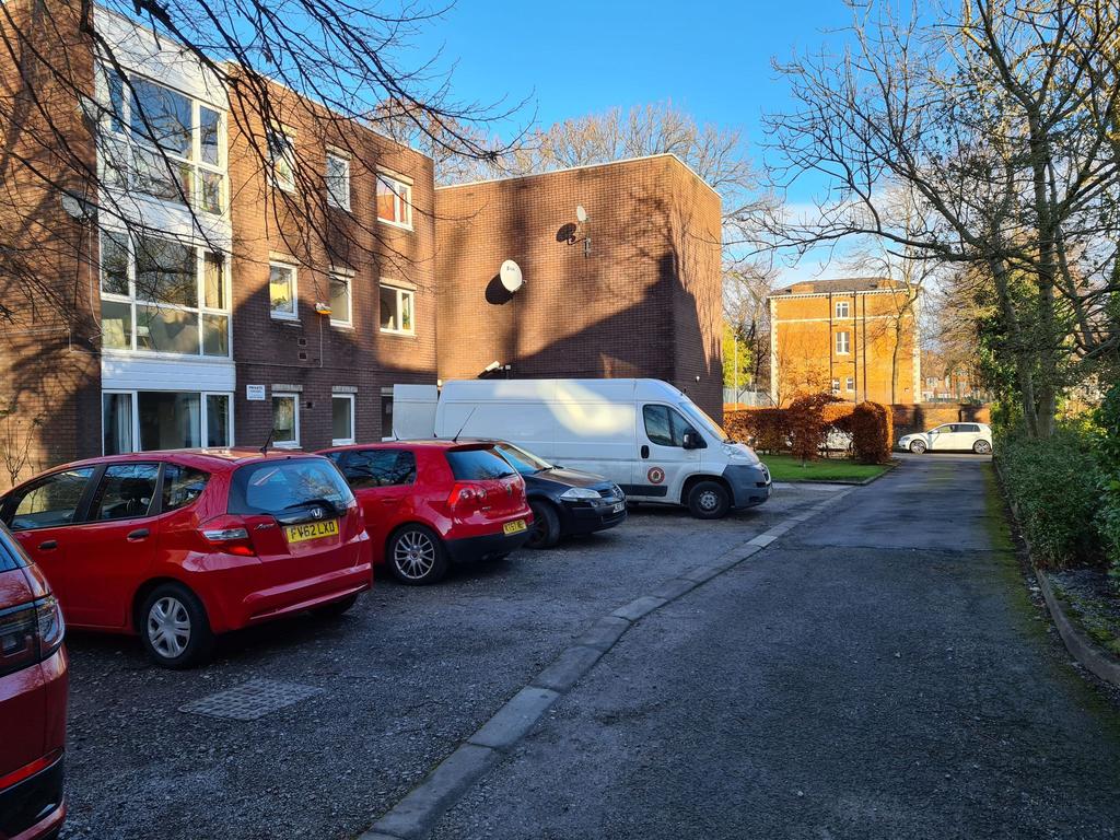 Flat 1 Martin House 4, Conyngham... 1 bed apartment £575 pcm (£133 pw)