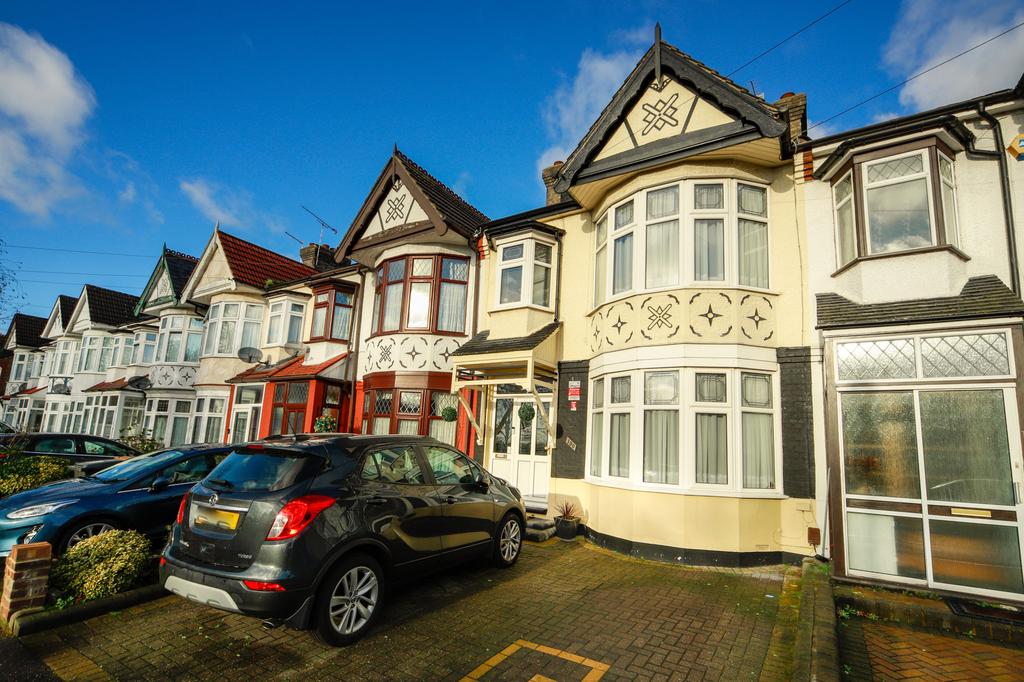 Nelson Road, Chingford, E4 4 bed terraced house £575,000