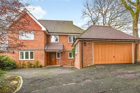 10 Hurstmere Close, Grayshott, Hindhead, GU26 6TR