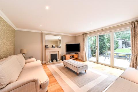 10 Hurstmere Close, Grayshott, Hindhead, GU26 6TR