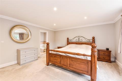 10 Hurstmere Close, Grayshott, Hindhead, GU26 6TR