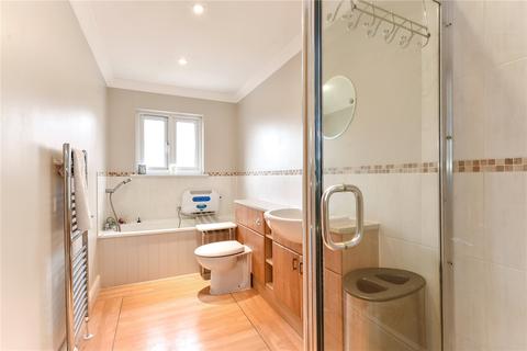 10 Hurstmere Close, Grayshott, Hindhead, GU26 6TR