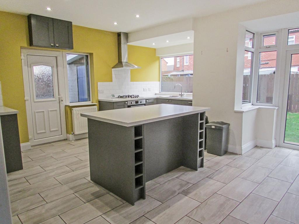 Stakeford Lane, Choppington, Northumberland, NE62 5JA 3 bed semi