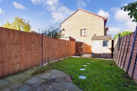 7 Clover Way, Wallington, SM6 7HB