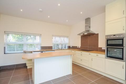 4 bedroom detached house to rent, Near Bicester,  Oxfordshire,  OX27