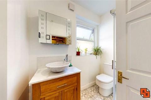 35a Chisholm Road, Croydon, CR0 6UQ