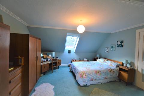 27 Bute Terrace, Millport, Isle Of Cumbrae, KA28 0BB