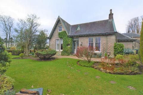 27 Bute Terrace, Millport, Isle Of Cumbrae, KA28 0BB
