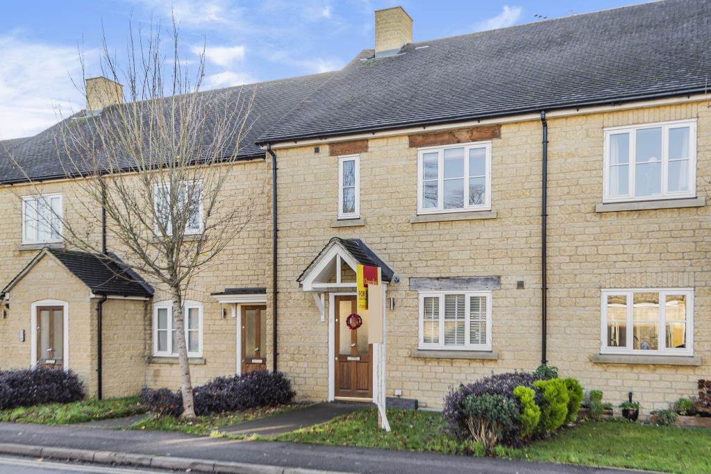 Witney, Oxfordshire, OX28 4 bed terraced house for sale £325,000