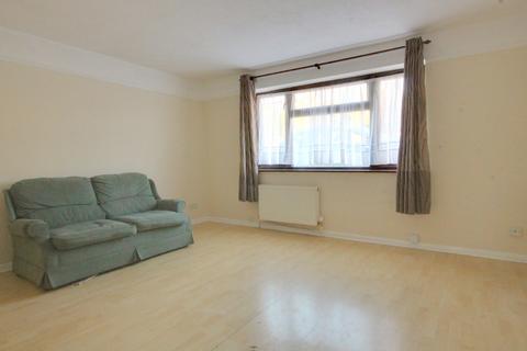 1 bedroom ground floor flat to rent, Clanfield   First Avenue   Part Furnished