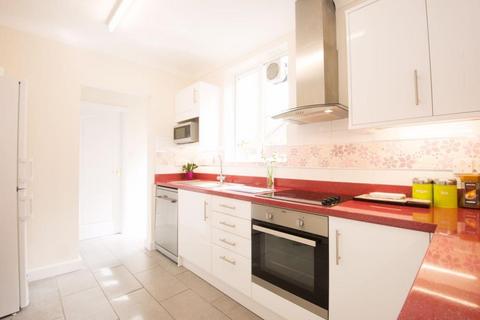 4 bedroom semi-detached house to rent, Iffley Road,  East Oxford,  OX4