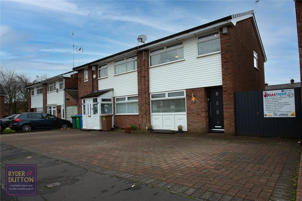Melrose Avenue, Heywood, Greater... 3 bed semidetached house £170,000