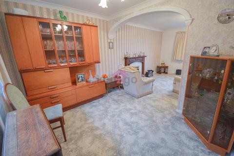 16 Bowman Close, Sheffield, S12 3LR