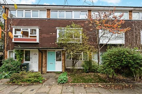 69 Perryfield Way, Richmond, TW10 7SL