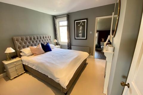 4 Rochester Road, Carshalton, SM5 2LB