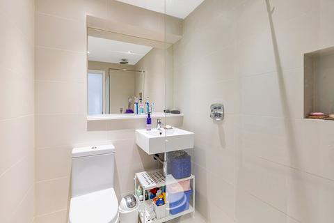 36 Leabank Square, London, E9 5LP