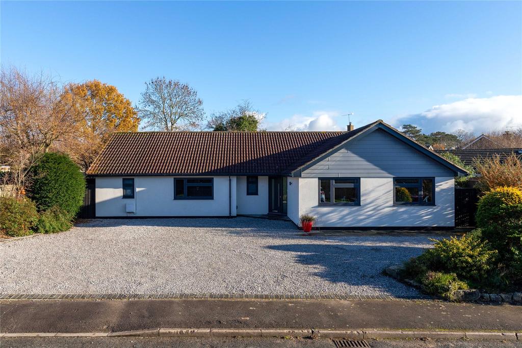 Woodrow Drive, Wokingham, Berkshire... 4 bed bungalow £725,000