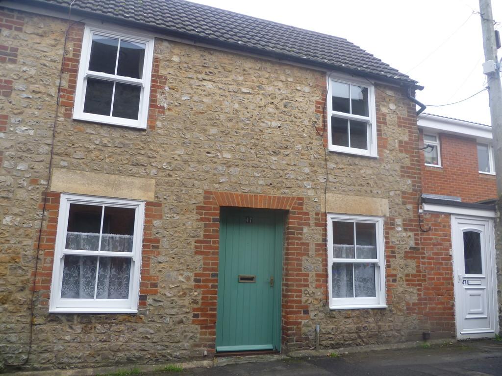 Chapel Street, Warminster 3 bed cottage £925 pcm (£213 pw)
