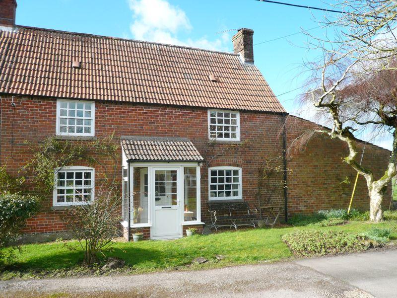 Short Street, Chapmanslade 2 bed cottage £375,000