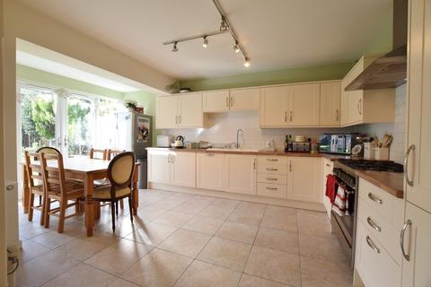 14 Baring Road, Southbourne, Bournemouth, BH6 4DS
