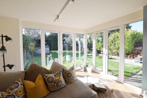 14 Baring Road, Southbourne, Bournemouth, BH6 4DS