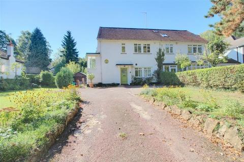 33 Foxley Lane, Purley, CR8 3EH