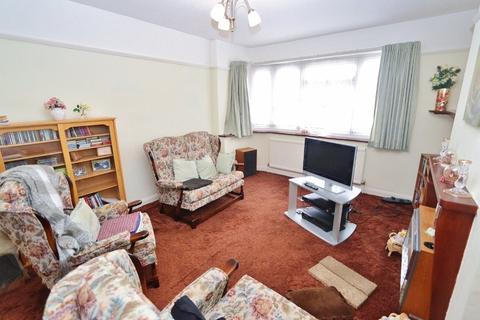113 Clockhouse Lane, Romford, RM5 3QT